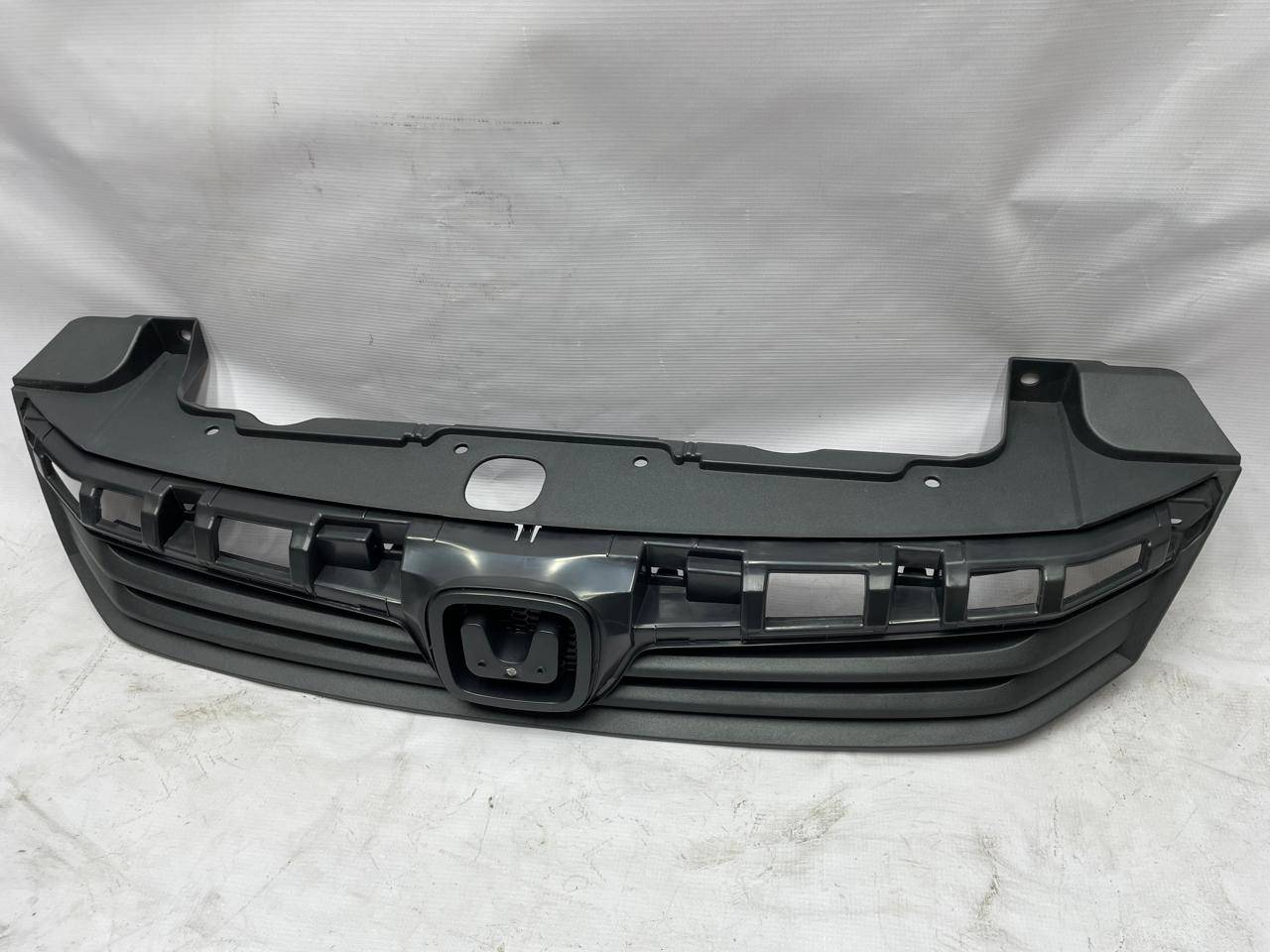 Honda Civic 2013 - 2017 Parrilla Delantera Usado Generico