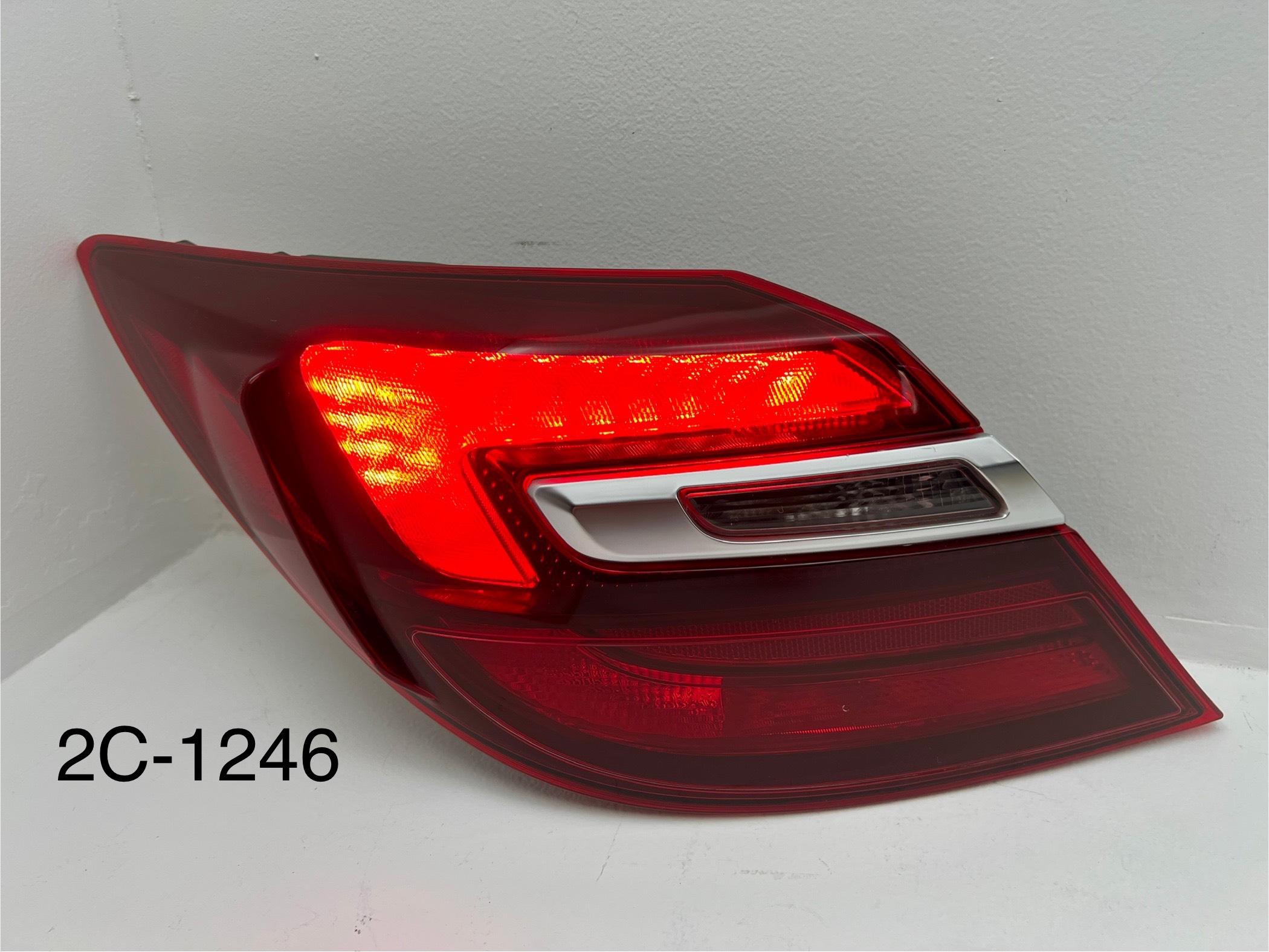 Buick Regal 2014 - 2017 Calavera Izquierdo Usado Generico - vista 1