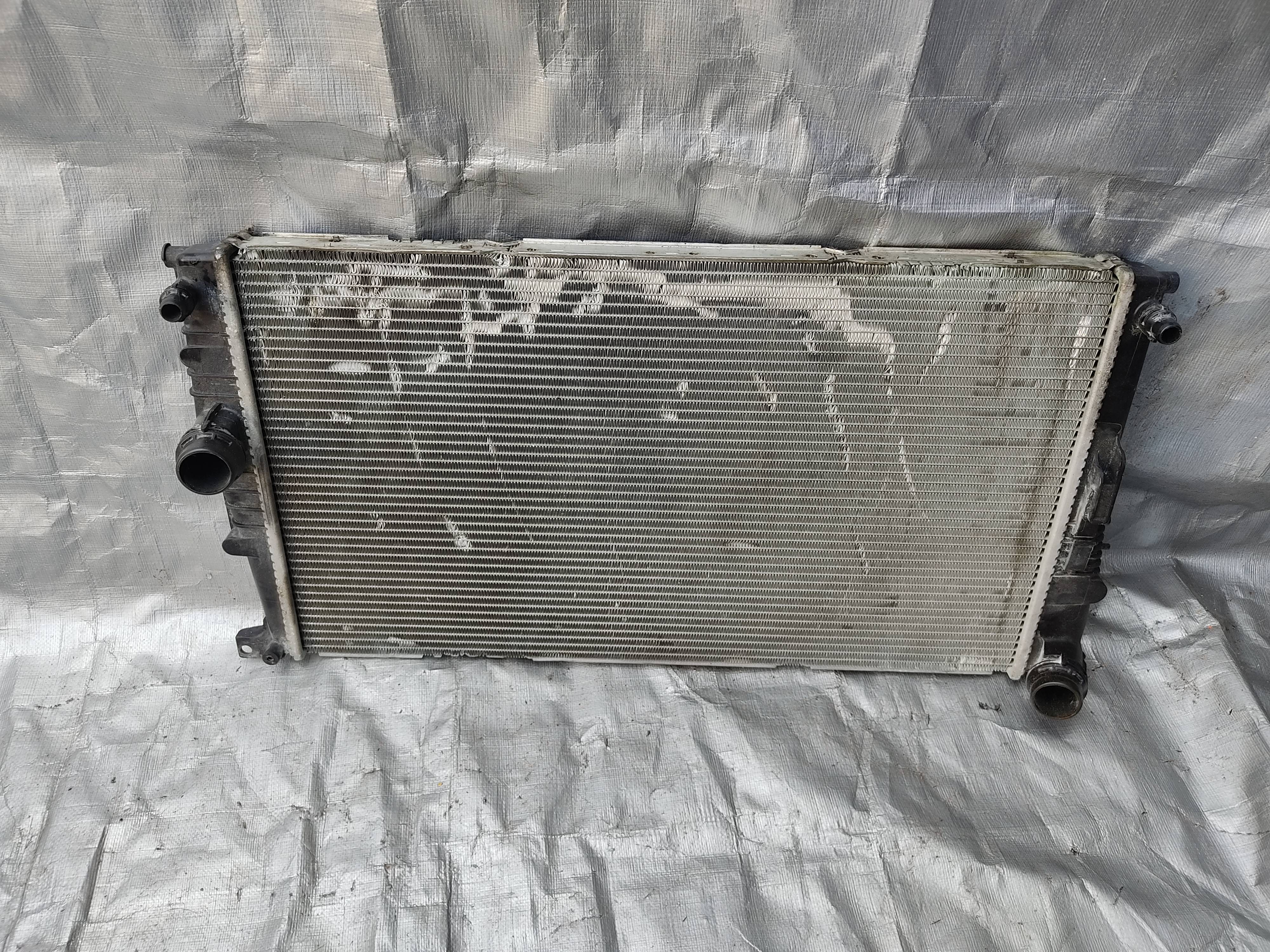 Bmw Serie 2 2013 - 2017 Radiador Usado Original