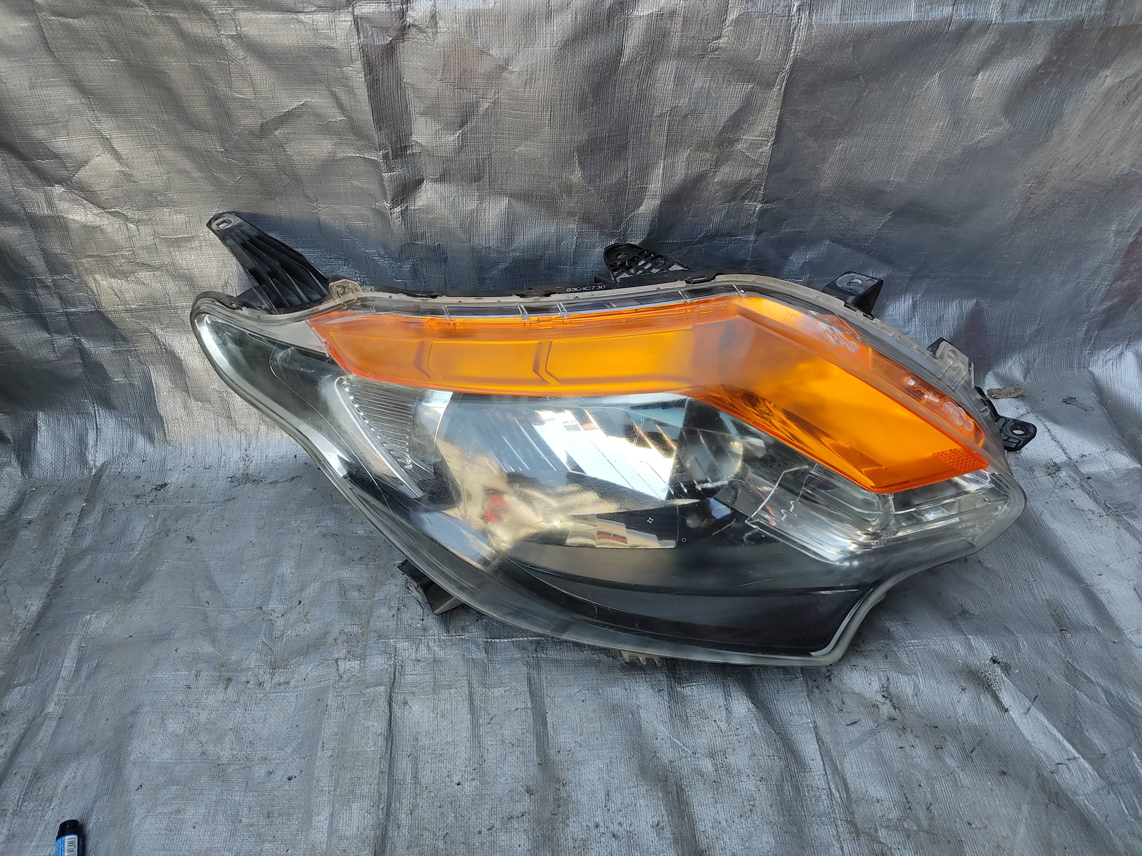 Mitsubishi L200 2016 - 2019 Faro Derecho Usado Original - vista 1