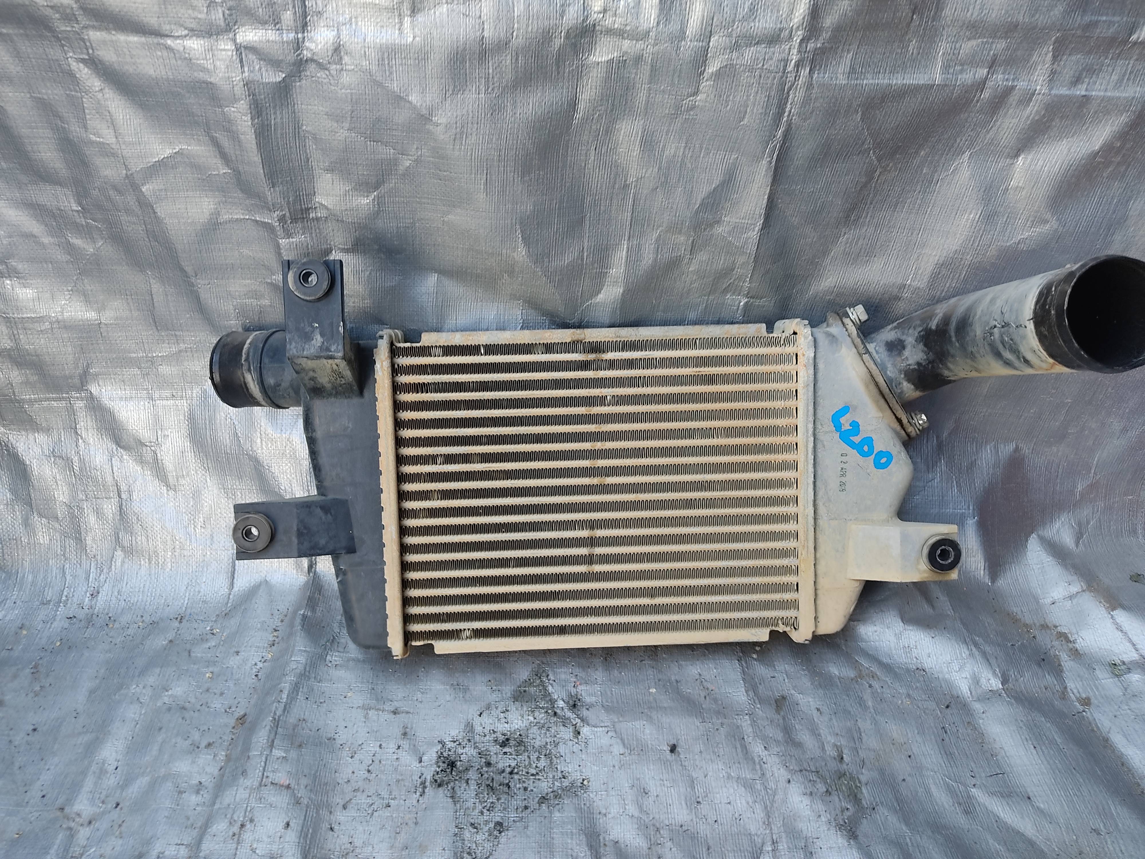 Mitsubishi L200 2016 - 2019 Intercooler Usado Original