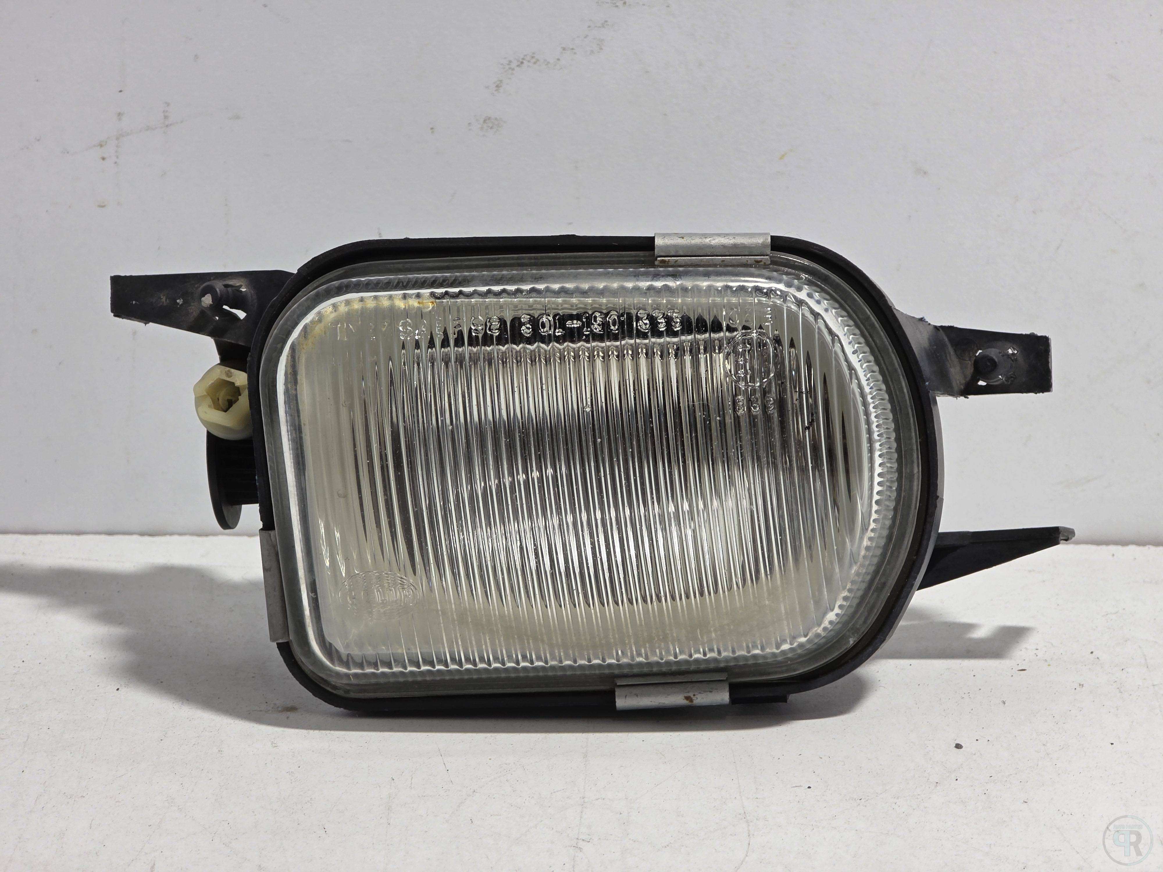 Mercedes-benz Clase c 2001 - 2007 Faros Auxiliares Delantera Izquierdo Usado Original