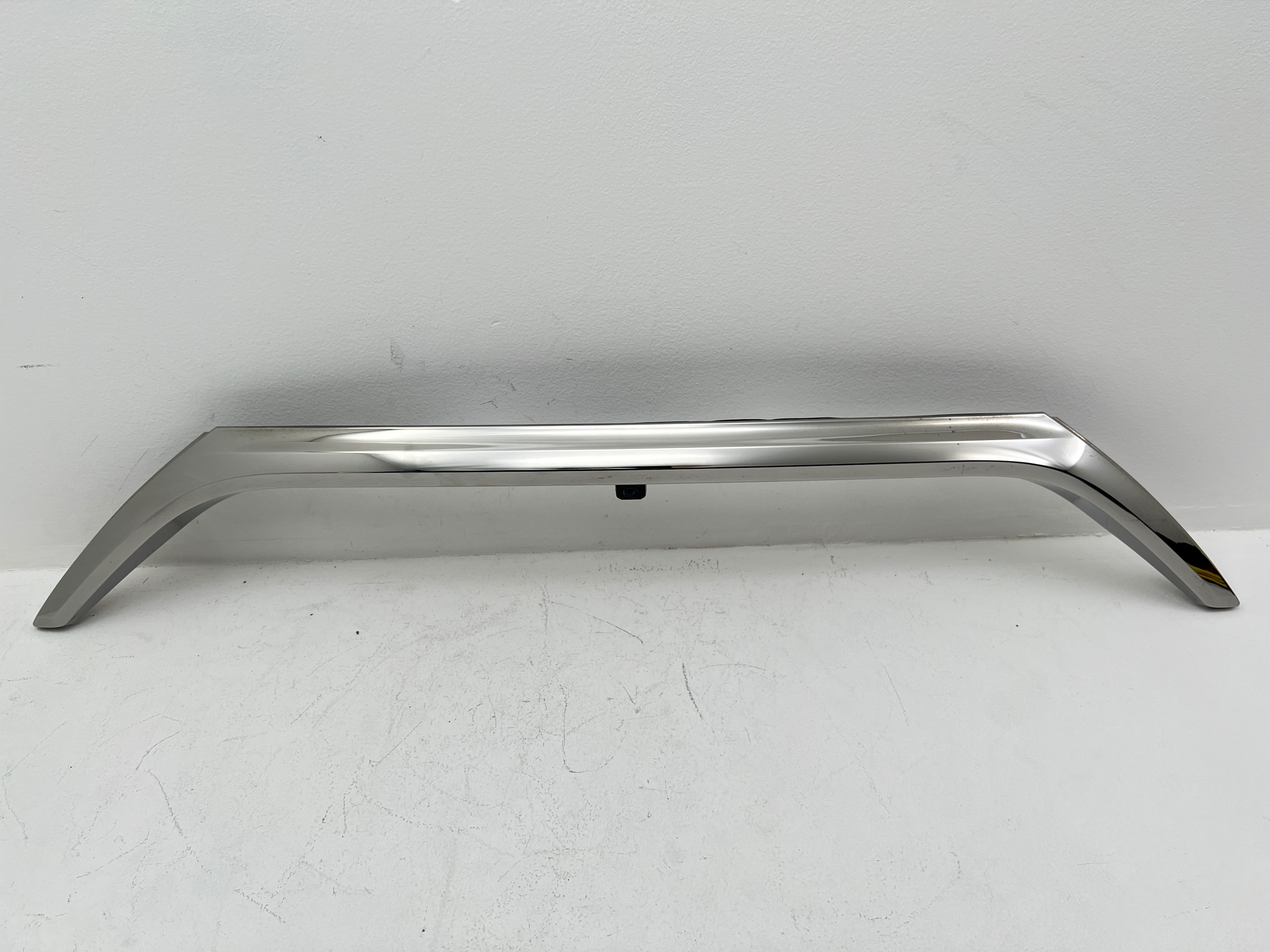 Toyota Camry 2015 - 2017 Moldura para Cajuela Usado Original