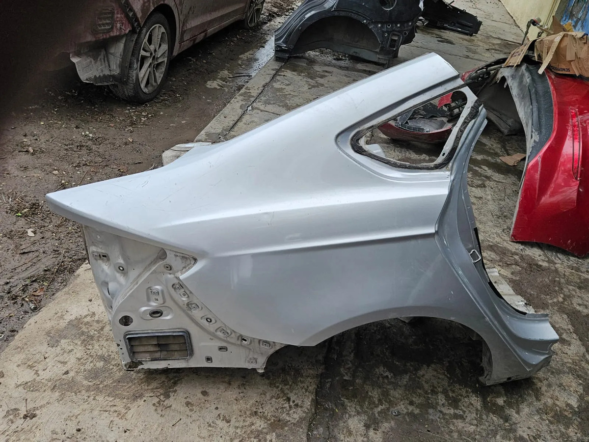 Ford Fusion 2013-2016 Costado Derecho Gris