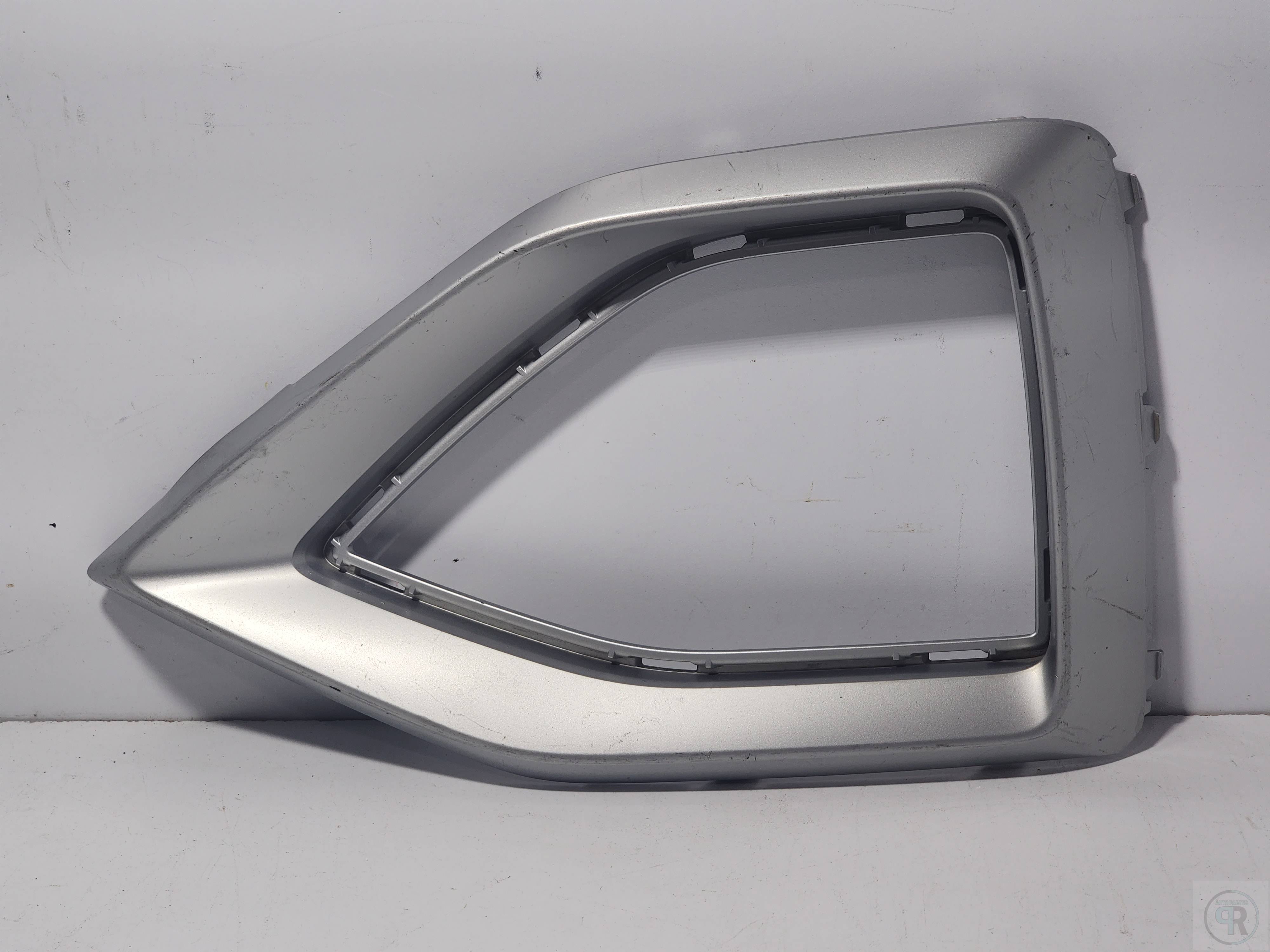Audi Q2 2022 - 2024 Biseles Delantera Izquierdo Usado Original