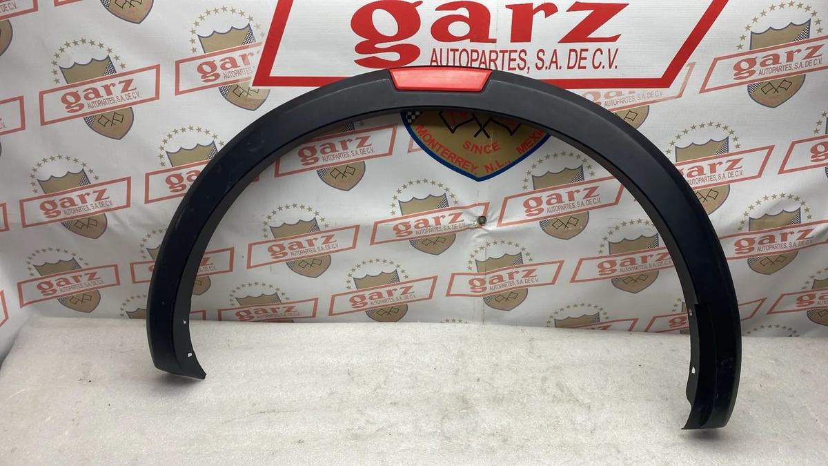 Moldura Cantonera Tras Izq Nissan Frontier Pro4x 20 Al 24 Negro
