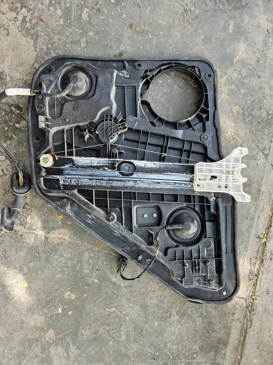 Hyundai Elantra 2017-2018  Elevador Elec Trasero Izquierdo