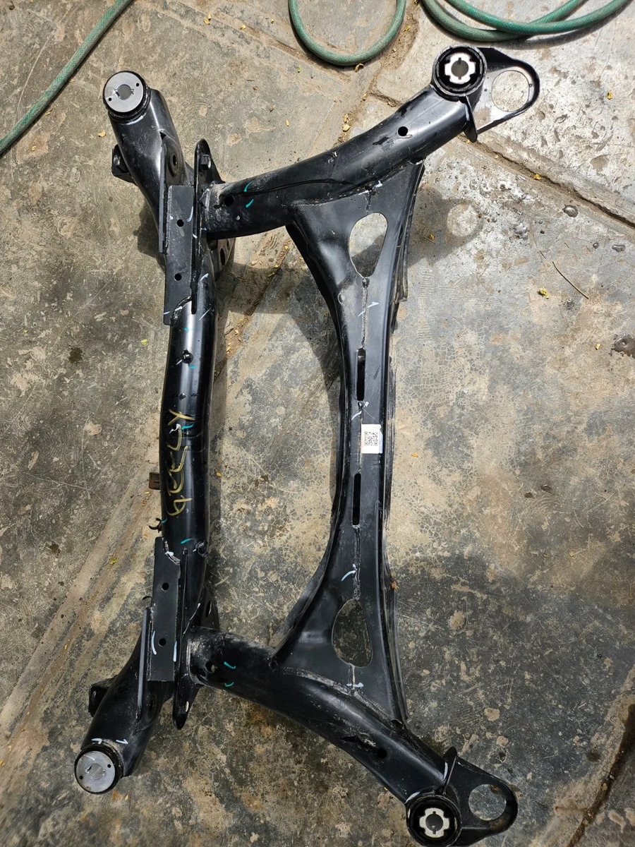 Geely Starray 2023-2026 Puente Trasero