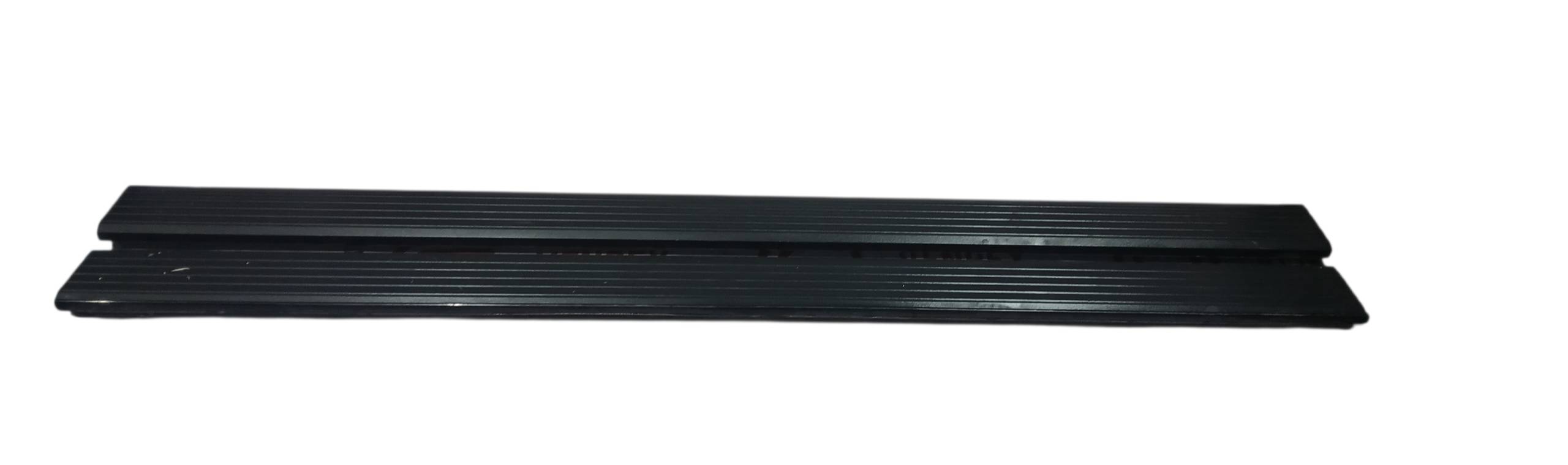 Ford F-250 2022 - 2026 Estribo Usado Original