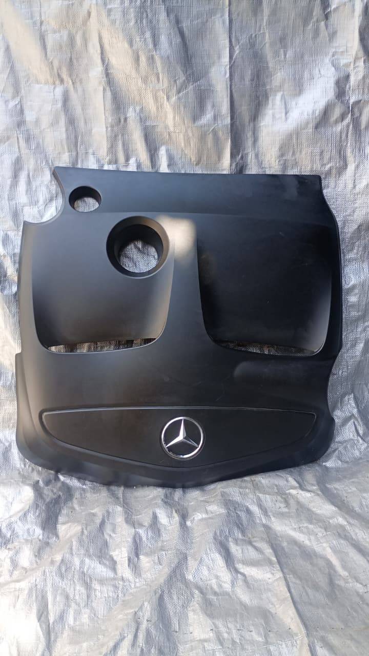 Mercedes-benz Cla 2013 - 2018 Tolvas de Motor Usado Original