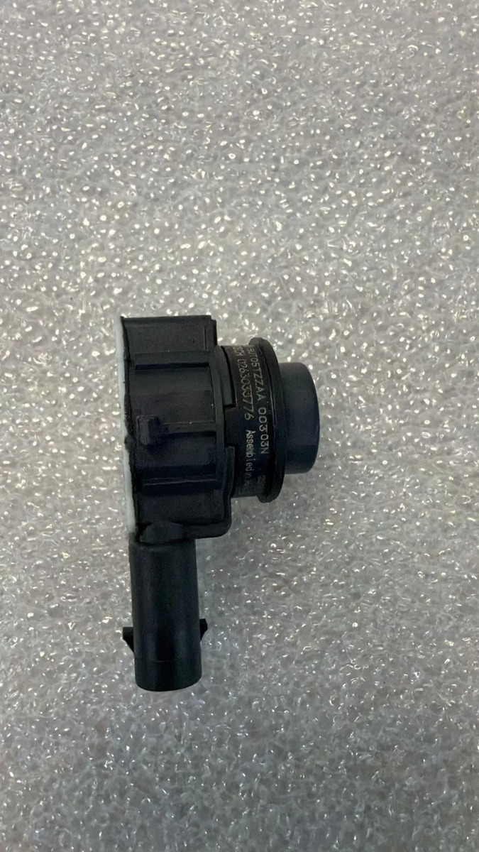 Sensor De Revera Chevrolet Silverado 2015-2017 Nvo Negro