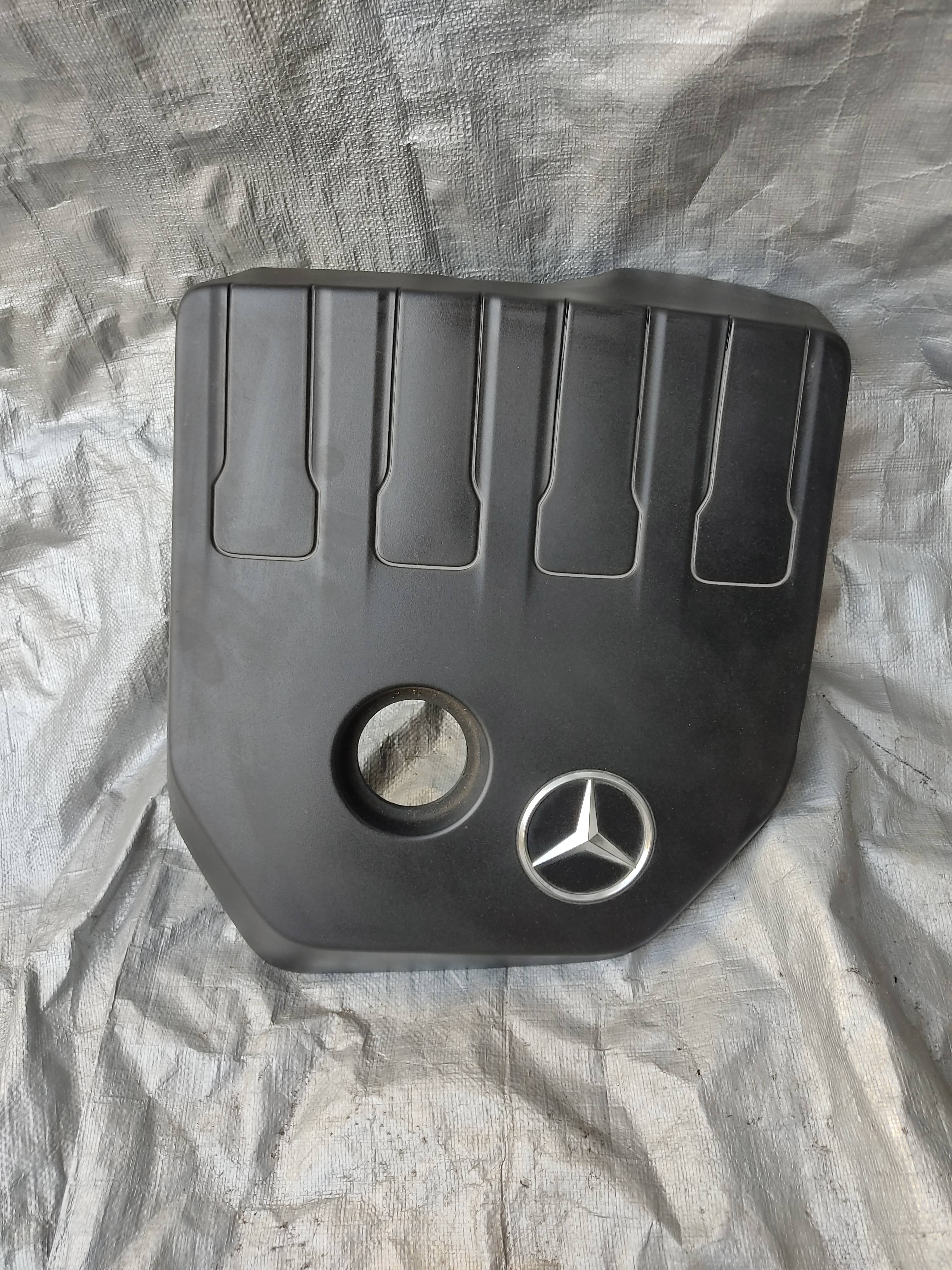 Mercedes-benz Clase gla 2021 - 2025 Cubiertas Laterales de Motor Usado Original