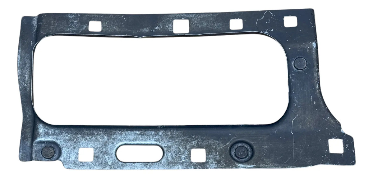 Base De Faro Derecho Chevrolet Silverado Hd 2014 - 2018
