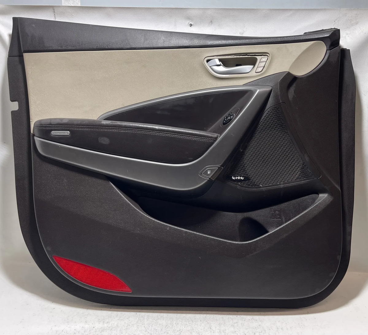 Hyundai Santa Fe 20132019 Tapicería De Puerta Del Izq Piloto Negro