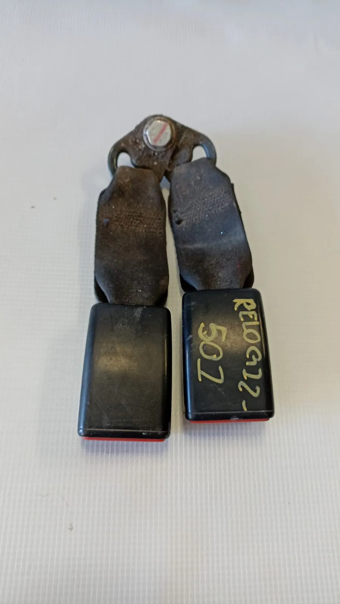 Broche Cinturon Trasera Rhrenaultlogan2012-2018
