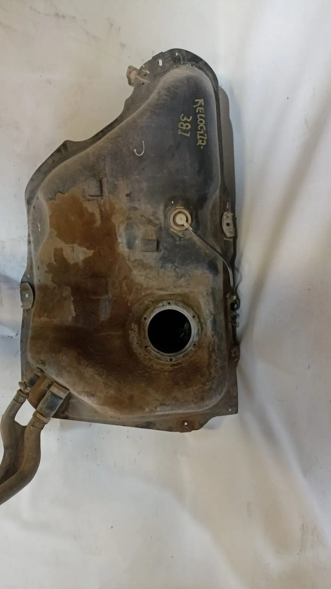 Tanque Gasolina Renault Logan 2012-2018 1.6 Std Usado