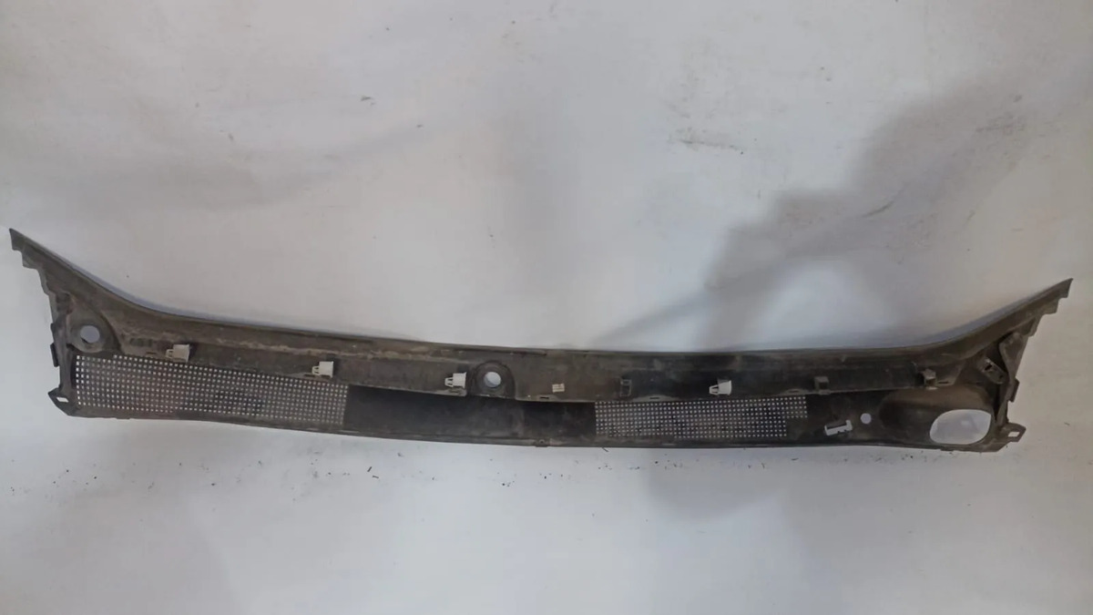 Tolva Limpiabrisasrenault Logan 2012-2018 Std 1.6l