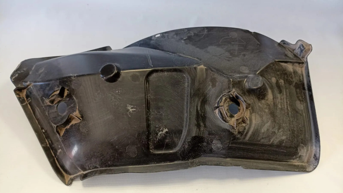 Lodera Trasera Rh Renault Logan 2012-2018 Std 1.6l