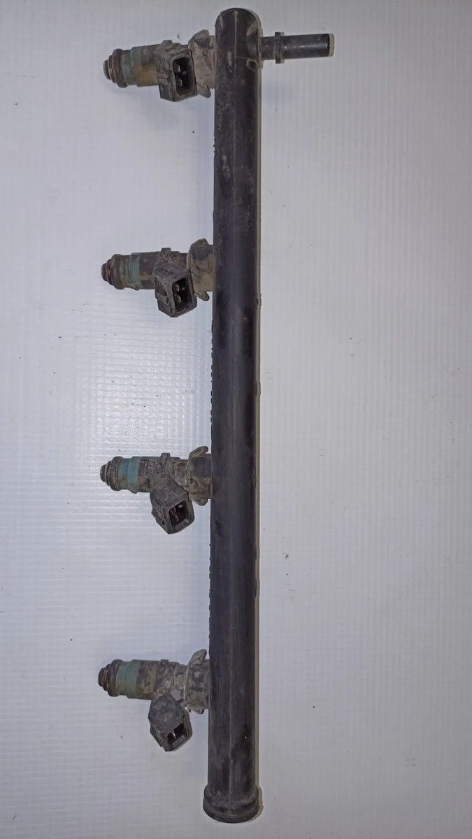Riel De Inyectores C/inyectores Renault Logan 12-18 1.6 Std