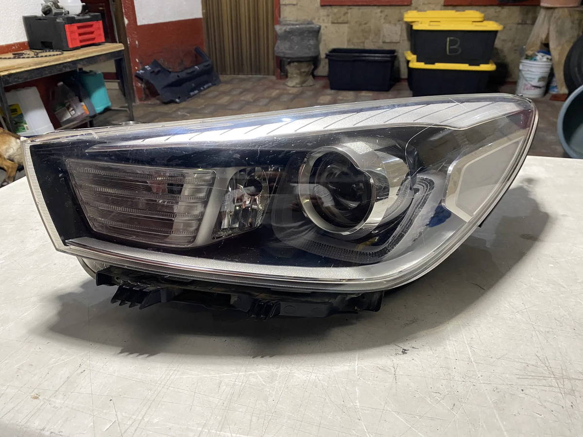 Faro Led Izq Kia Rio 2018 2019 2020 2021 2023 10 Pines Origi Izquierdo/conductor