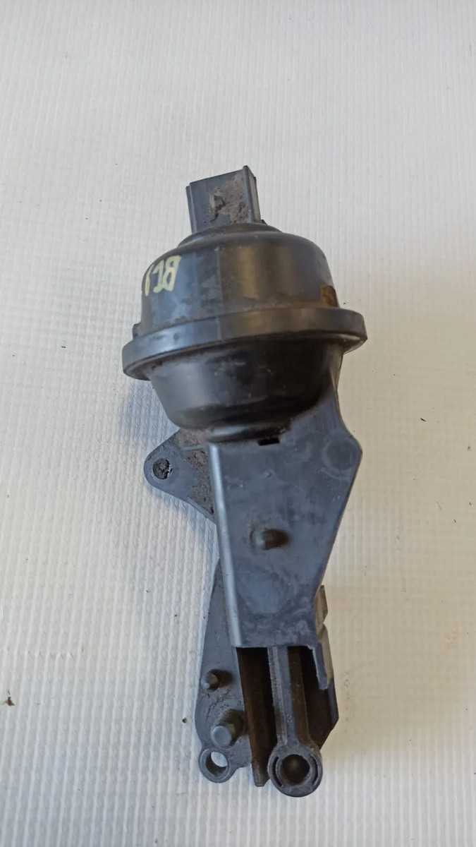 Actuador De Multiple De Admision  Mazda Tres  2007-2009