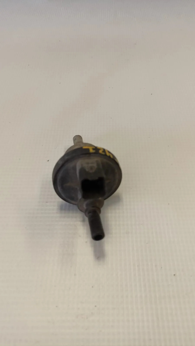 Válvula Canister Renault Logan 2012-2018 1.6 Std Usada