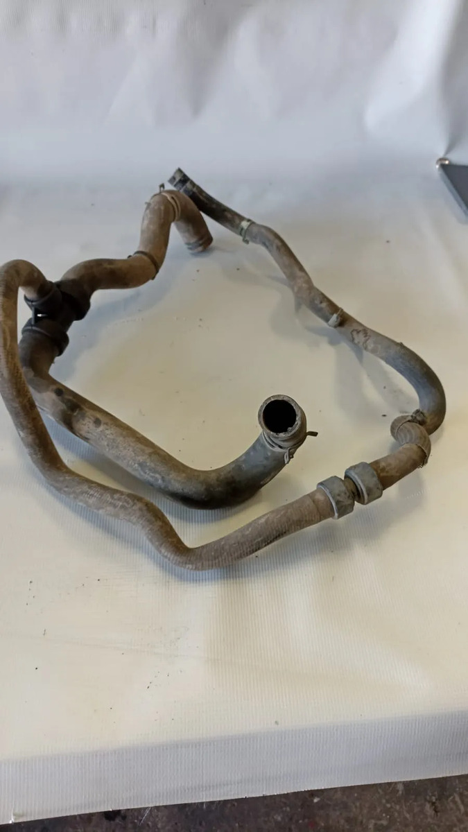Manguera De Agua Renault Logan 2012-2018 1.6 Std Usada (3)