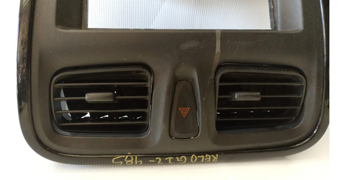 Boton Intermitente C/rejillas Renault Logan 2012-2018 1.6 Negro
