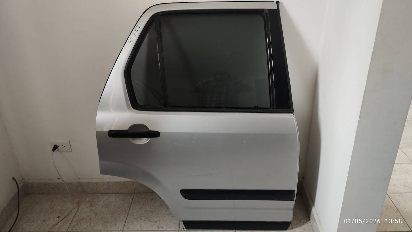 Honda Cr-v 2002 - 2006 Puerta Trasera Derecho Usado Original
