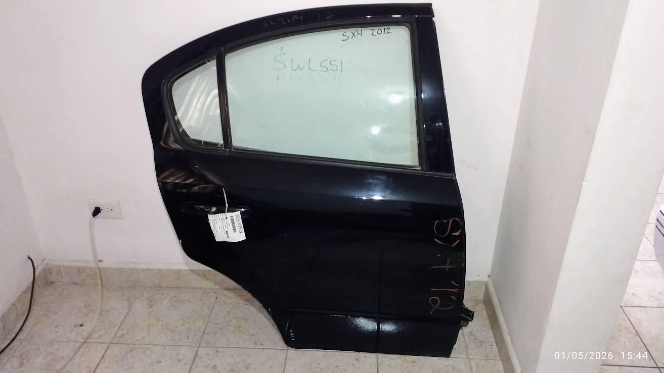 Suzuki Sx4 2008 - 2013 Puerta Trasera Derecho Usado Original