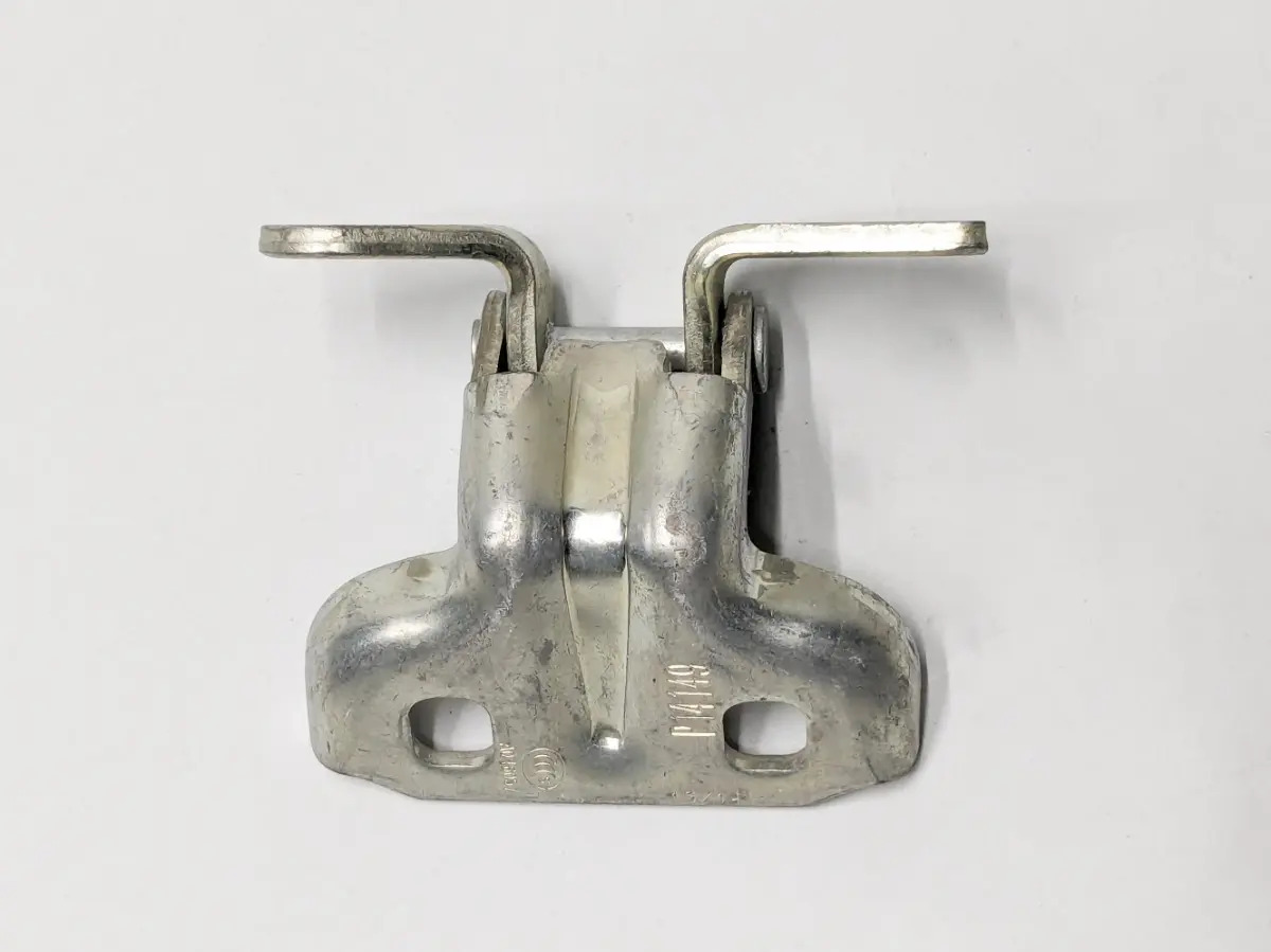 Bisagra Inferior Derecha Puerta Chevrolet Cruze 2012 - 2016