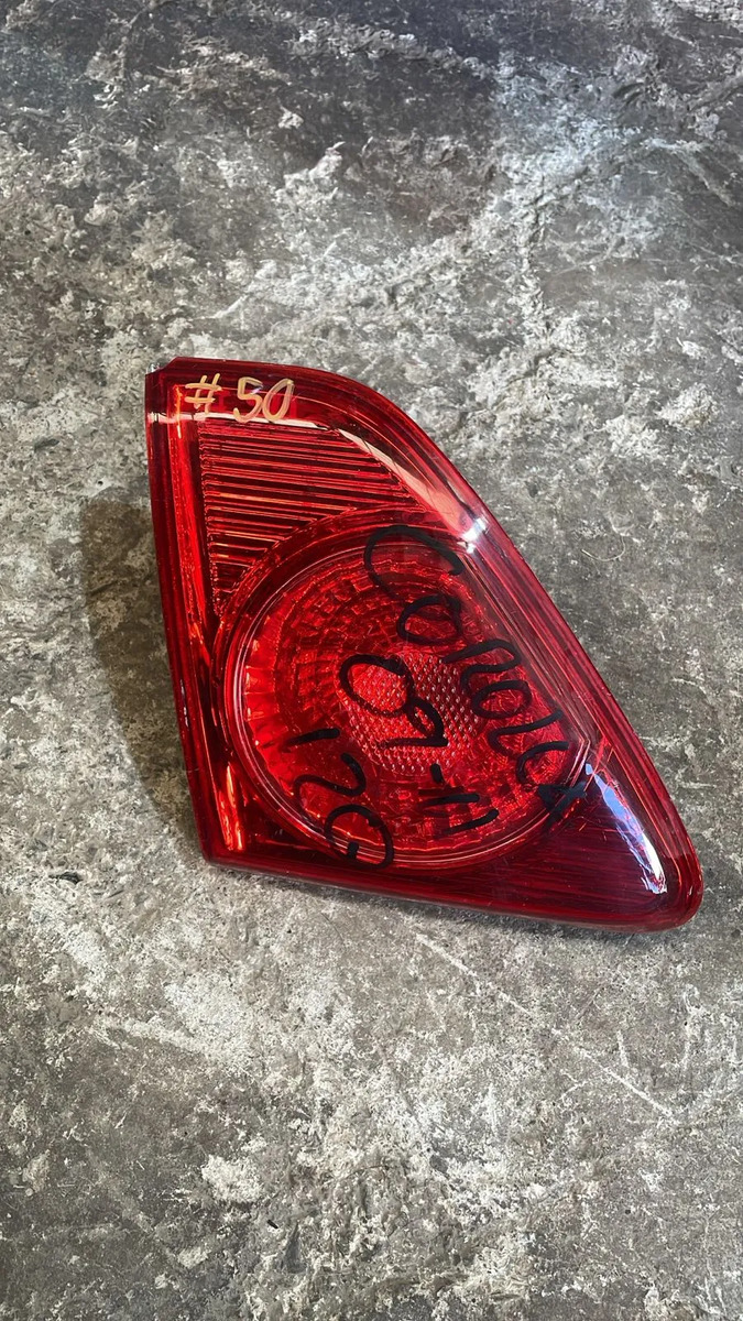 Intercalavera Lh Toyota Corolla 2014-2020 Rojo