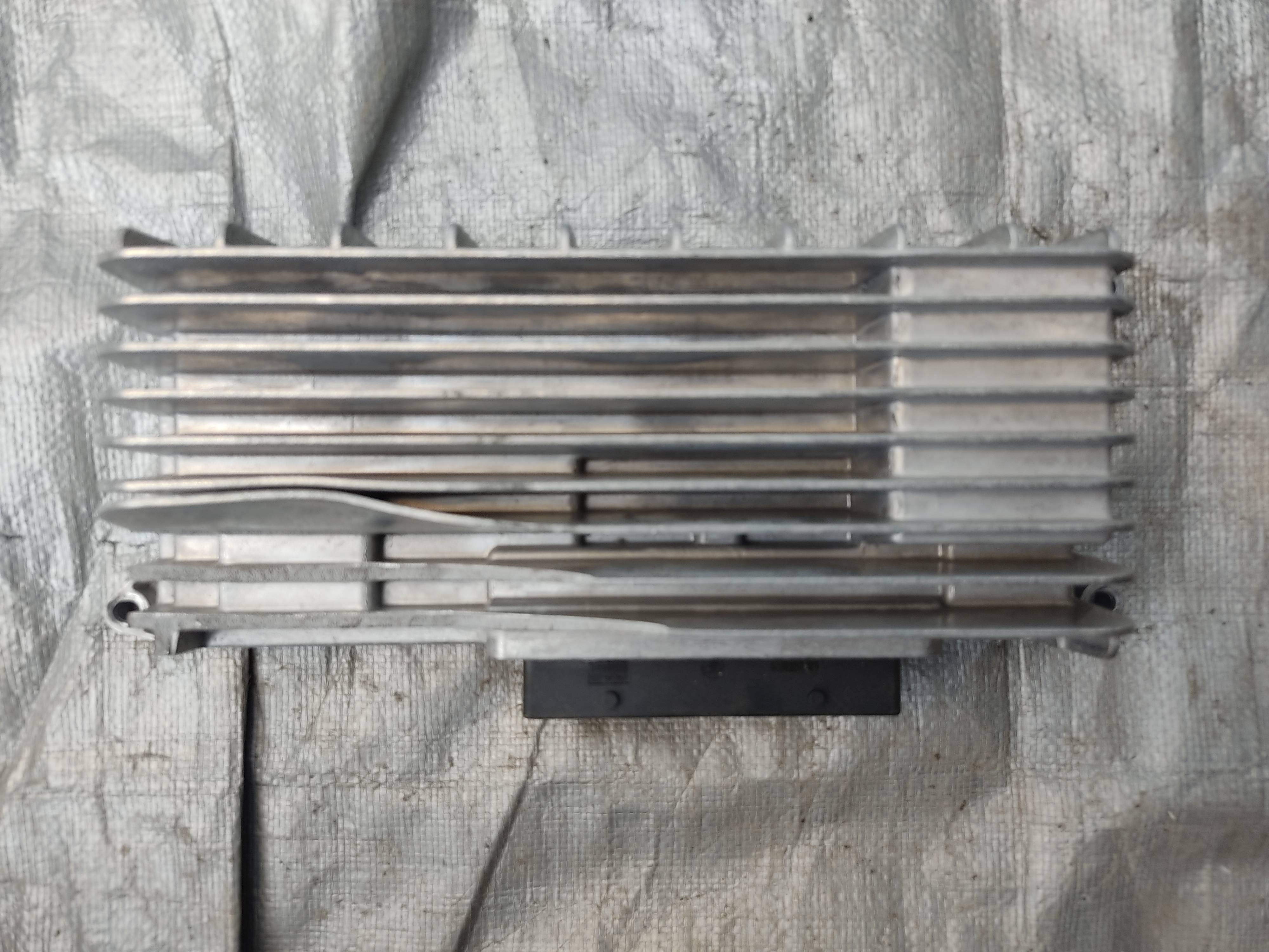 Audi A4 2010 - 2015 Amplificador de Audio Usado Original
