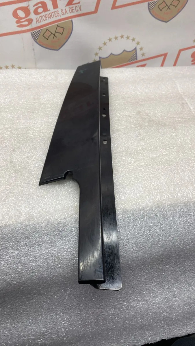 Land rover Evoque 2012 - 2019 Molduras para Puertas Trasera Izquierdo Usado Original