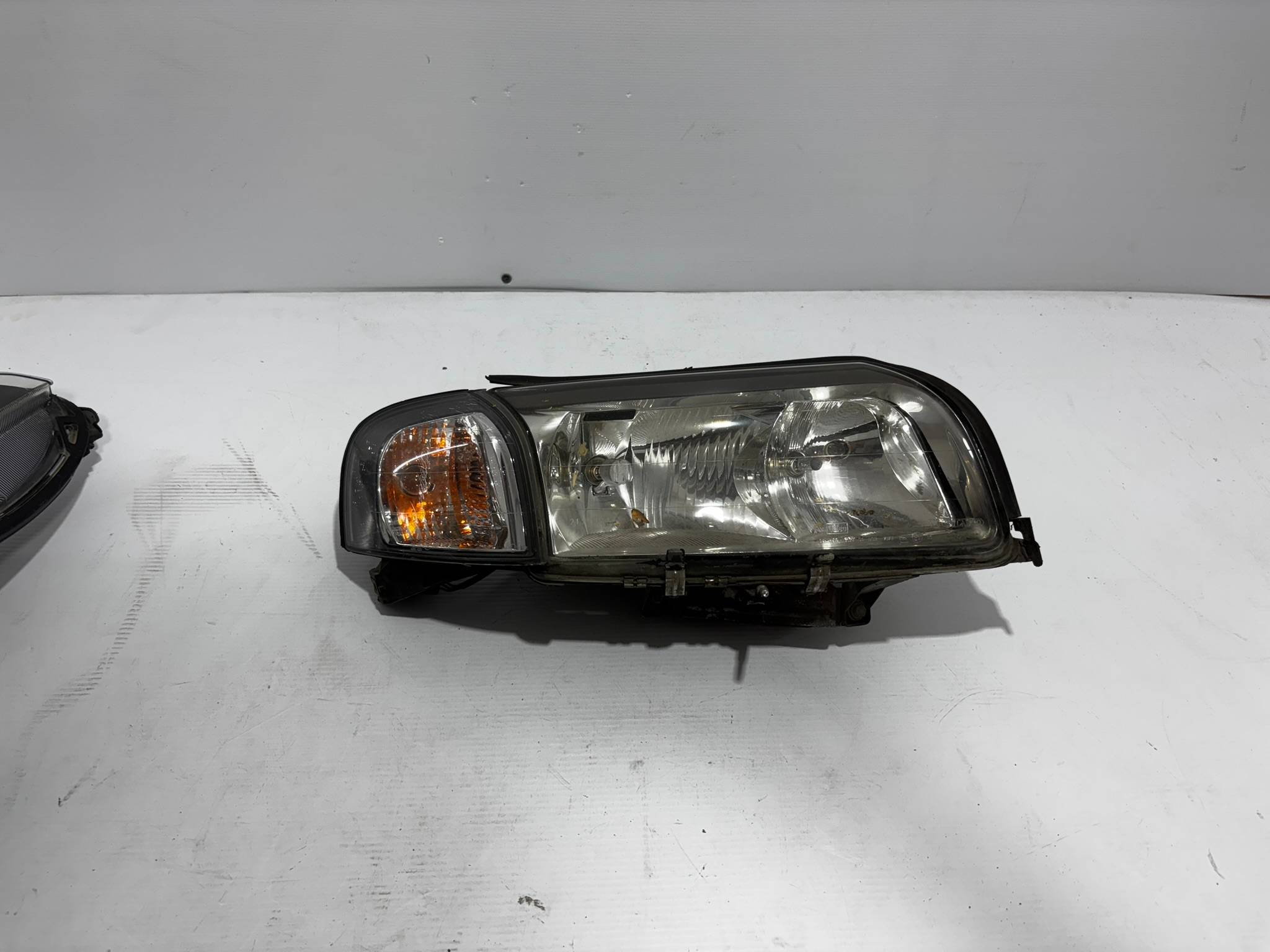 Volvo S80 2000 - 2003 Faro Izquierdo Usado Original - vista 1