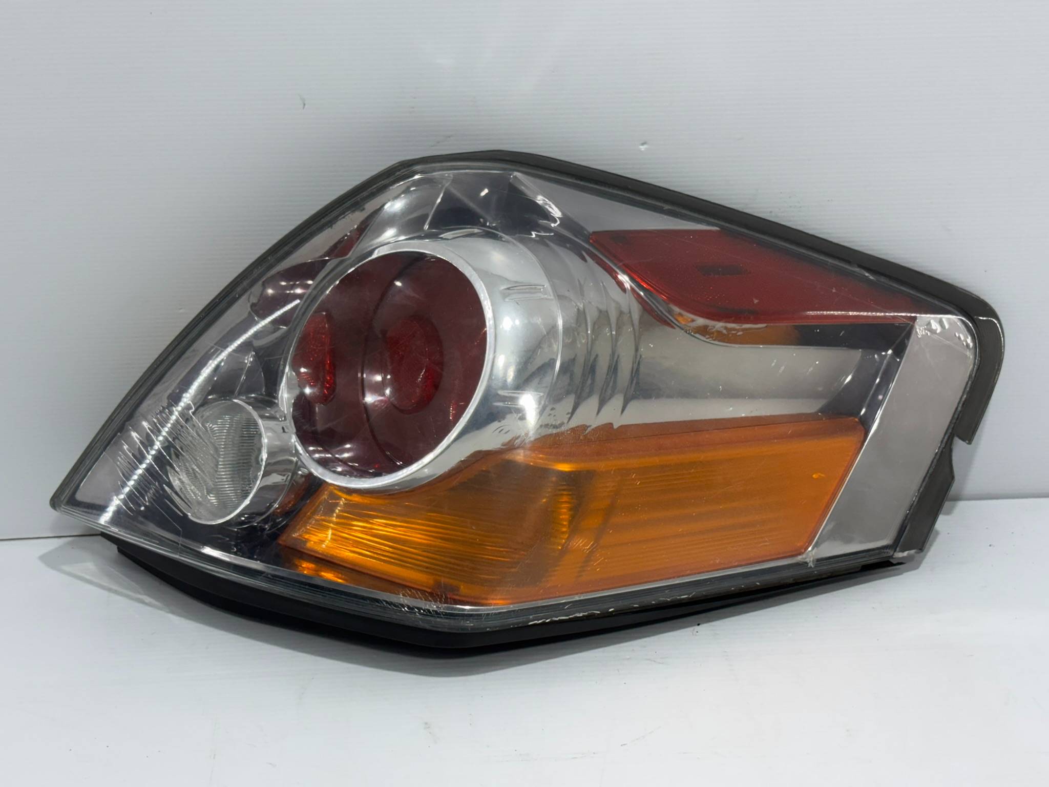 Nissan Altima 2007 - 2012 Calavera Izquierdo Usado Generico - vista 1
