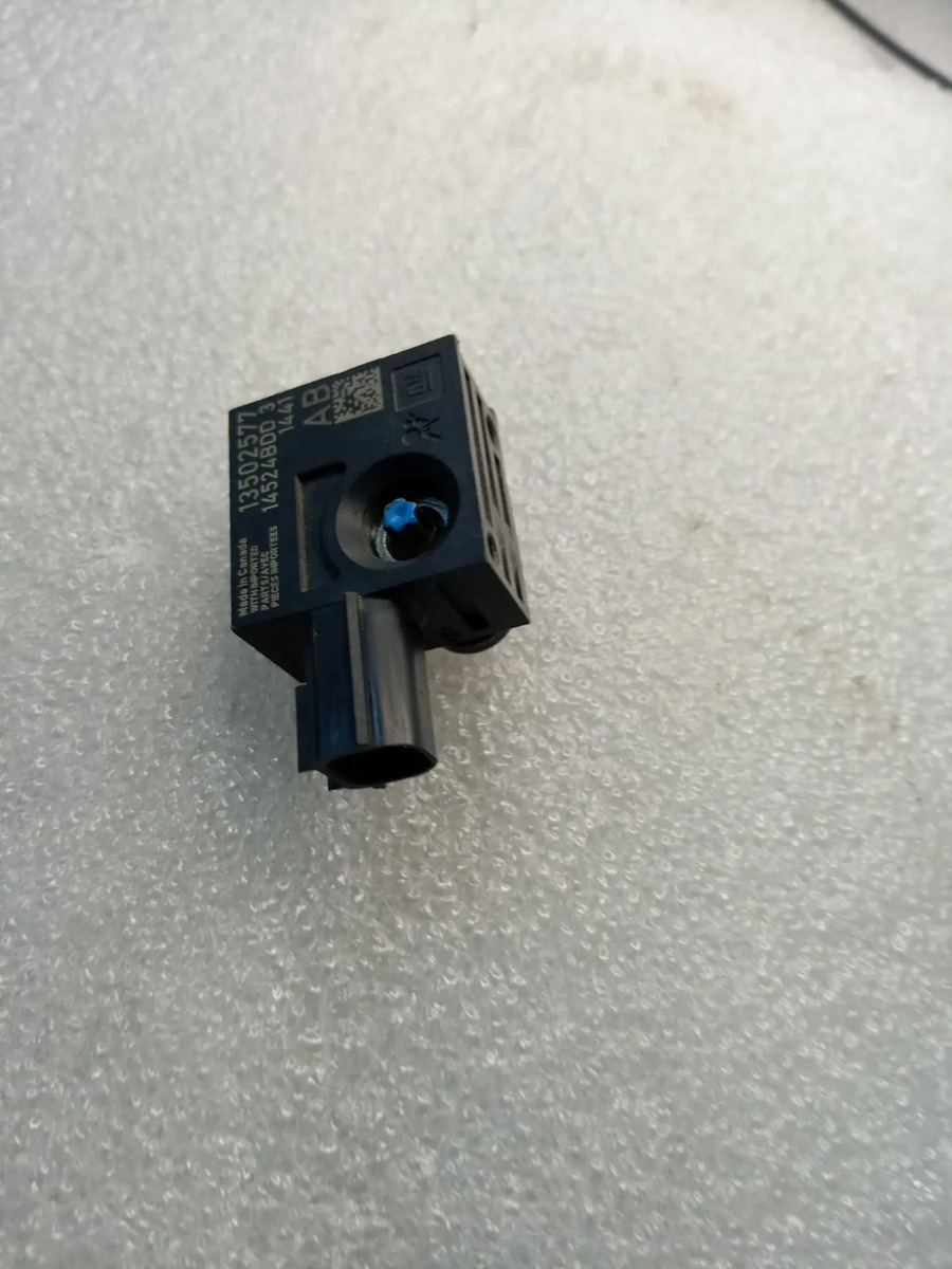 Sensor De Impacto Delantero Chevrolet Captiva 2011/2017