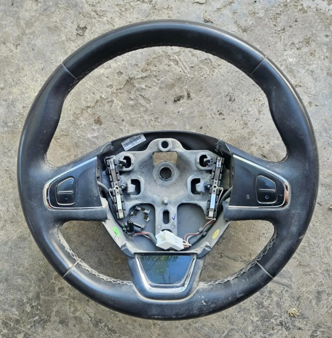 Renault Captur 2017-2022 Volante Original Negro