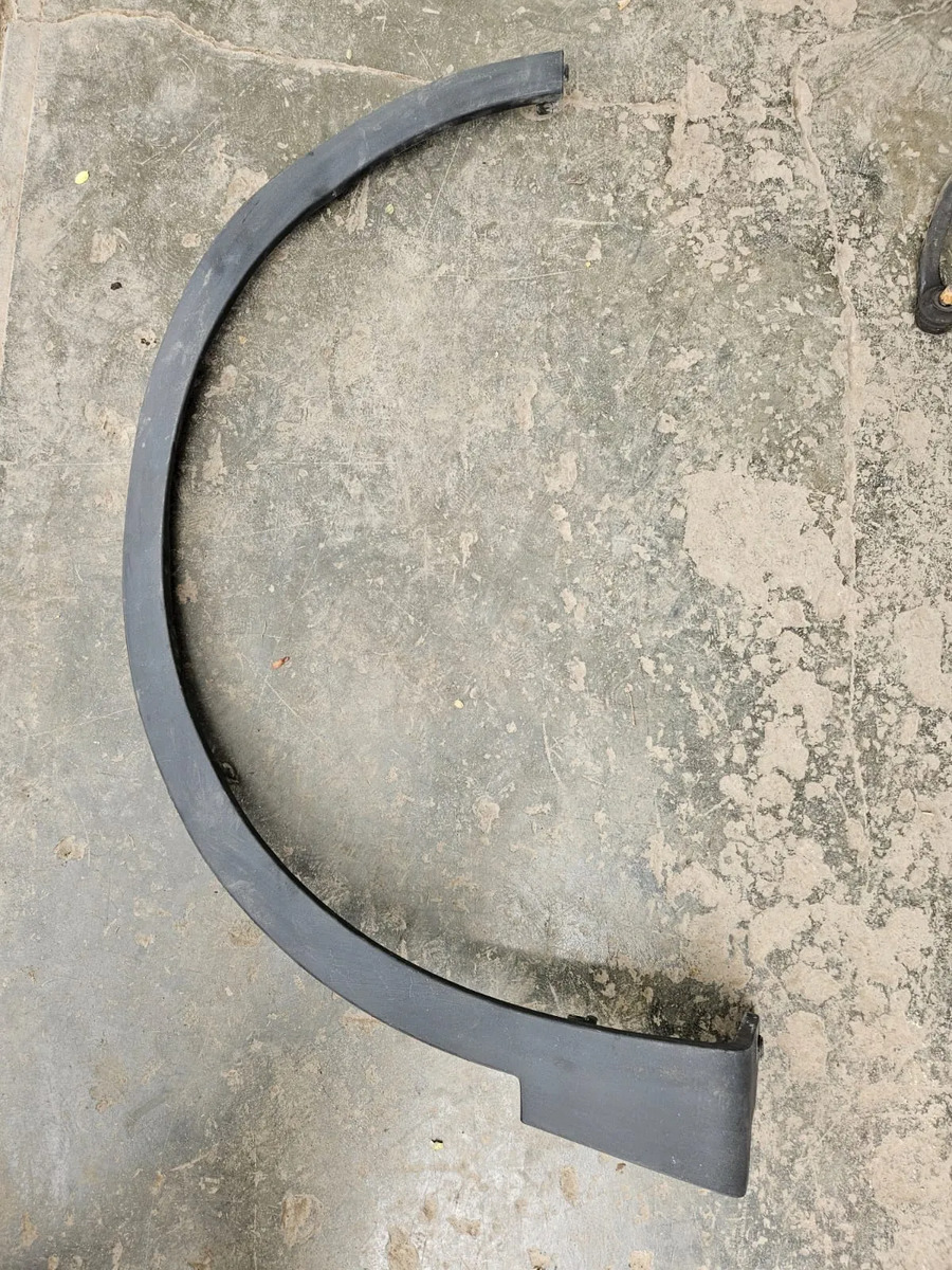 Chirey Tiggo 7 Pro 2023-2026 Cantonera Delantera Derecha Negro