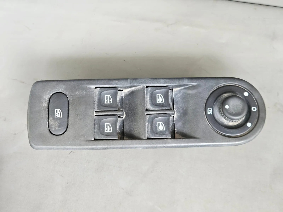 Renault Captur 2017-2022 Modulo Control Elevador Vidrios
