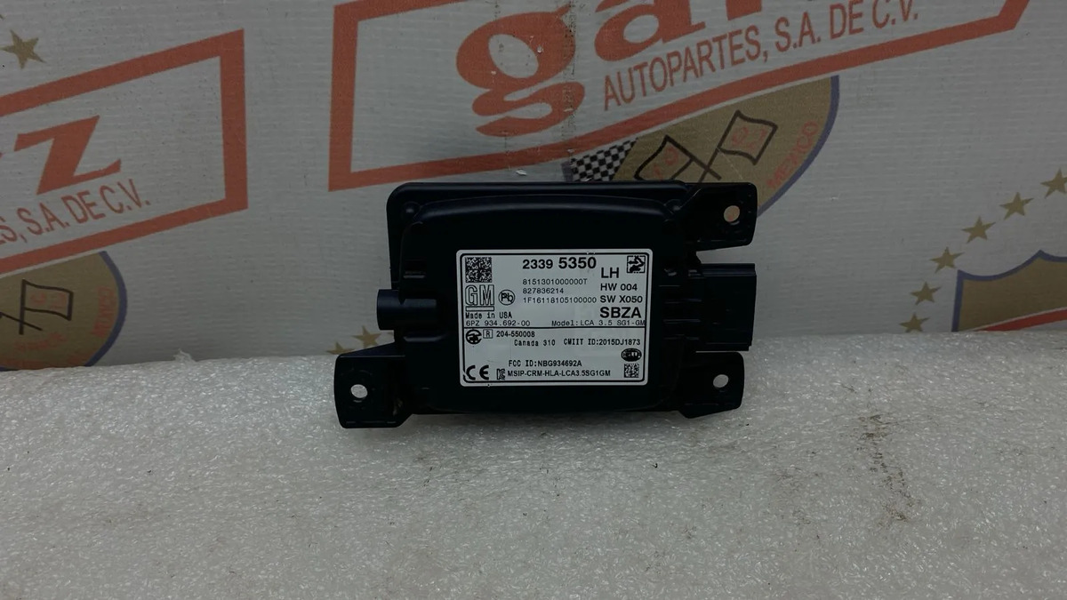 Cadillac Xt5 2017 - 2018 Sensor de punto ciego Usado Original