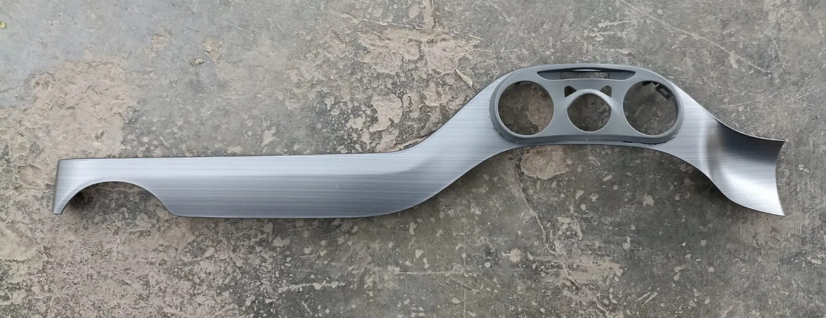 Dodge Vision (2015-18) Moldura De Tablero Central (detalles) Plateado