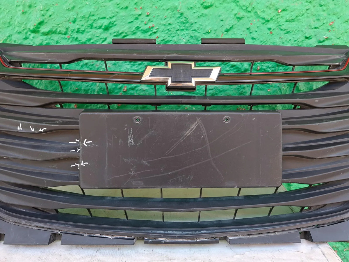 Parrilla De Chevroket Onix 2021-2023 2 Usado Original Negro Mate