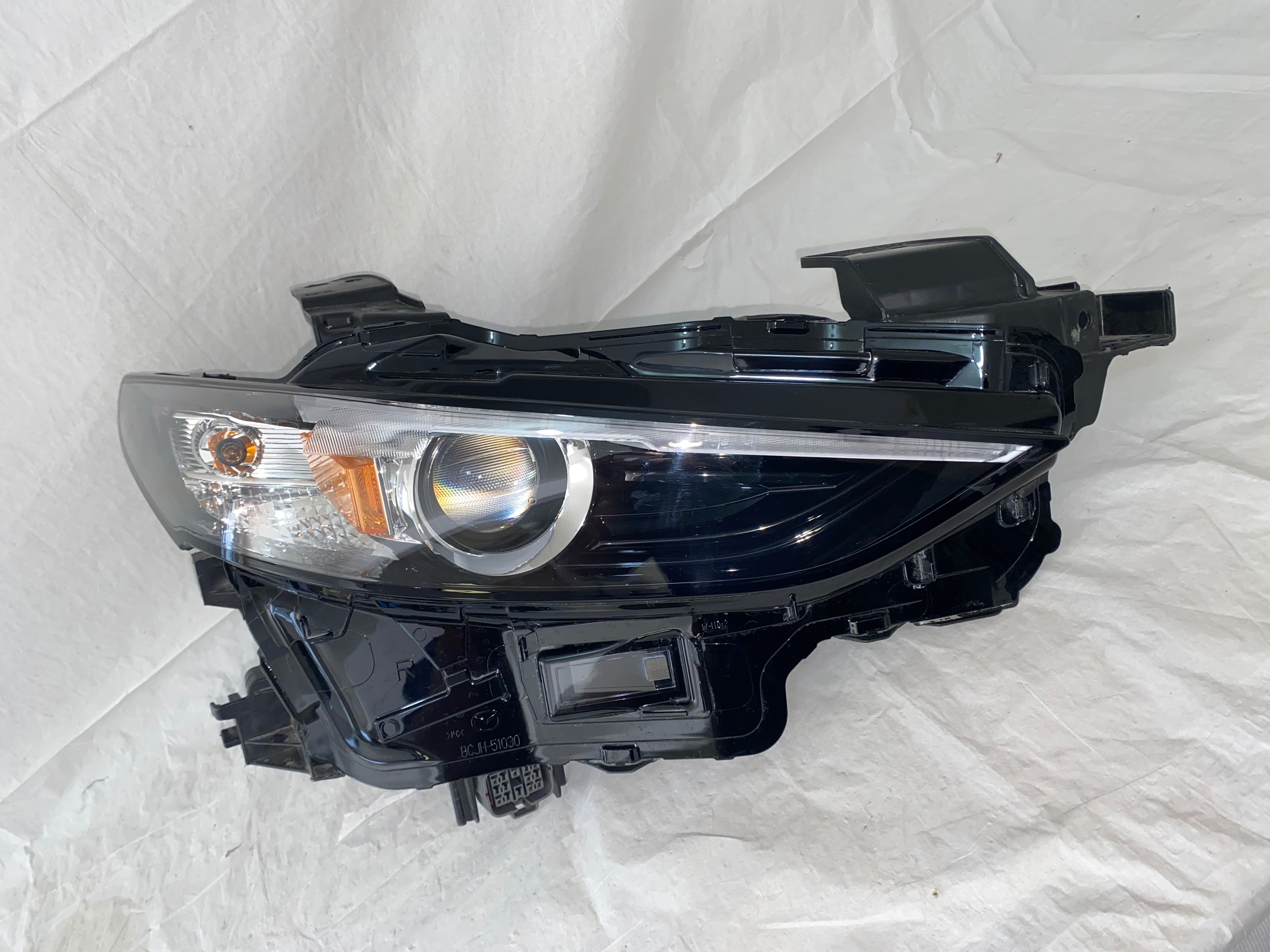 Mazda 3 2019 - 2021 Faro Derecho Usado Original