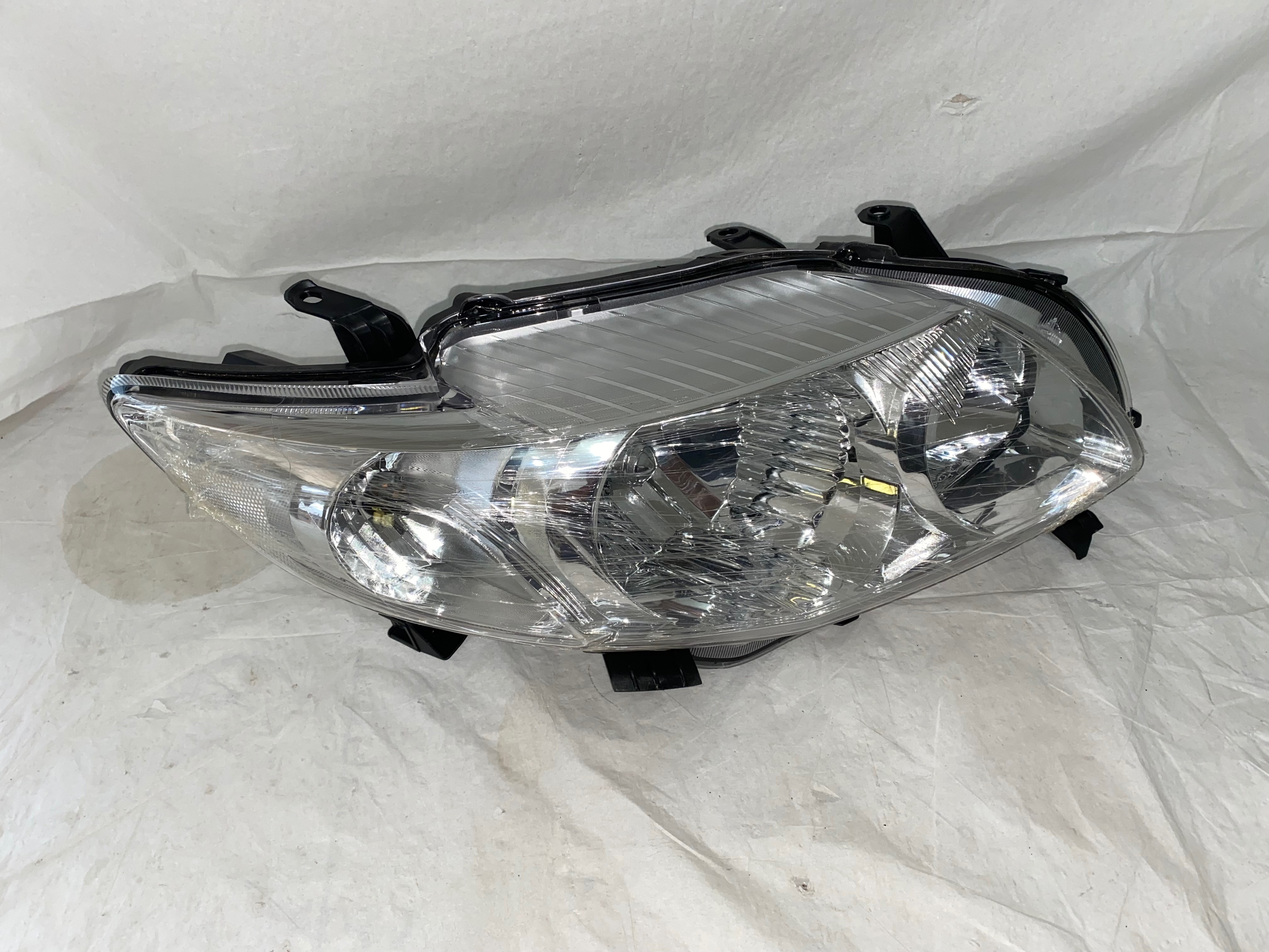 Toyota Corolla 2009 - 2010 Faro Derecho Nuevo Generico