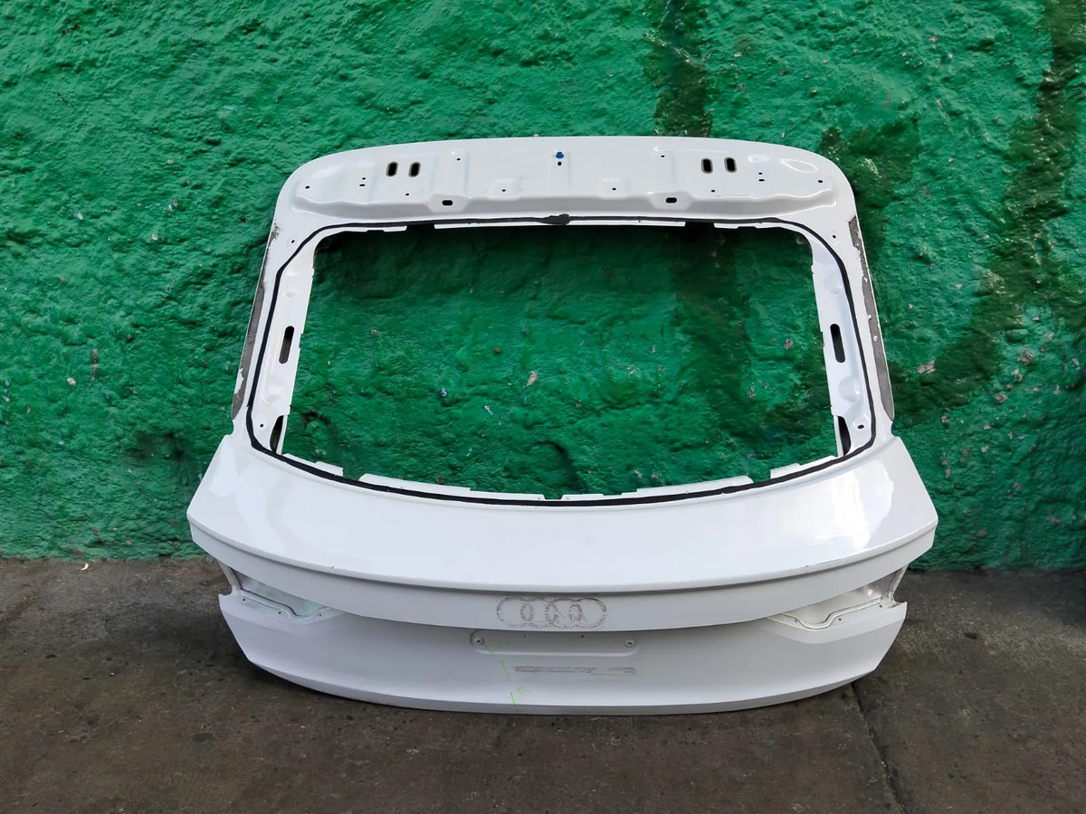 Tapa Cajuela Audi Q3 Sportback 2025 Usado Original Reparado Blanco