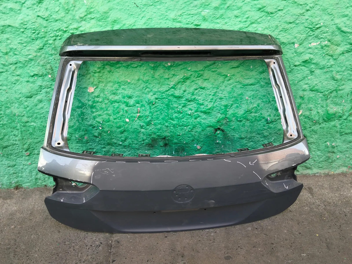 Tapa Cajuela  Volkswagen Tiguan 2020-2023 Usado Original Gris