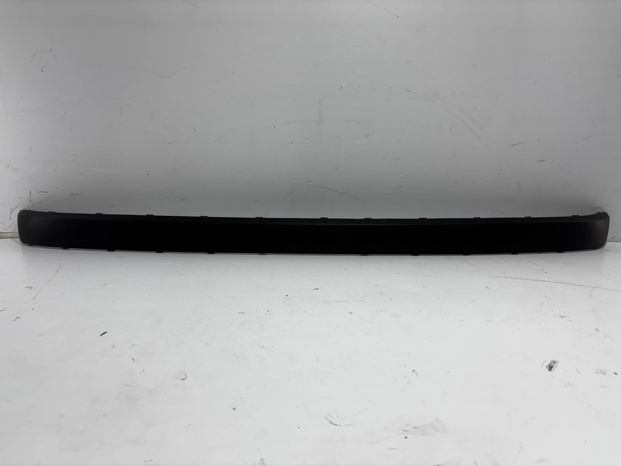 Dodge Atos 2005 - 2008 Moldura para defensa Trasera Usado Generico