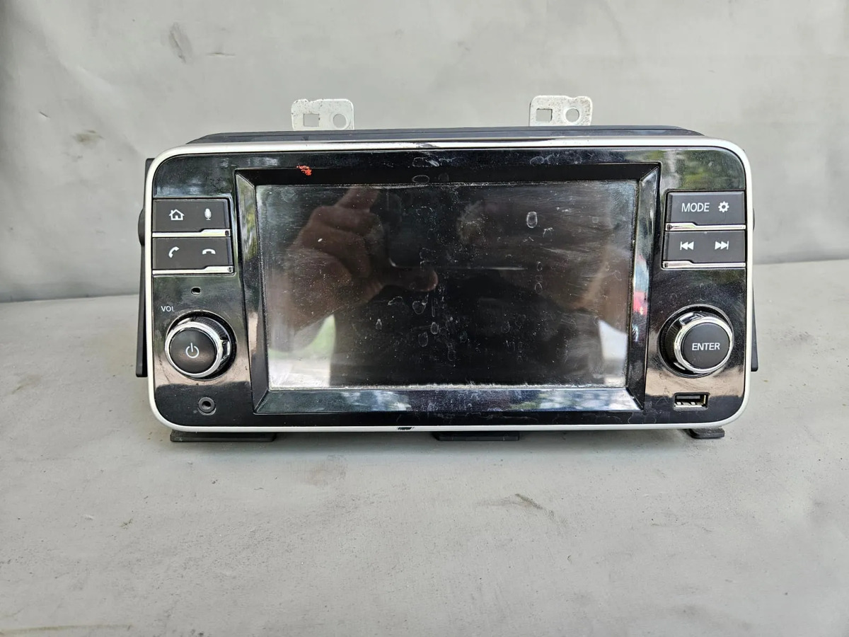 Nissan Kicks 2016-2019 Estereo Pantalla Negro