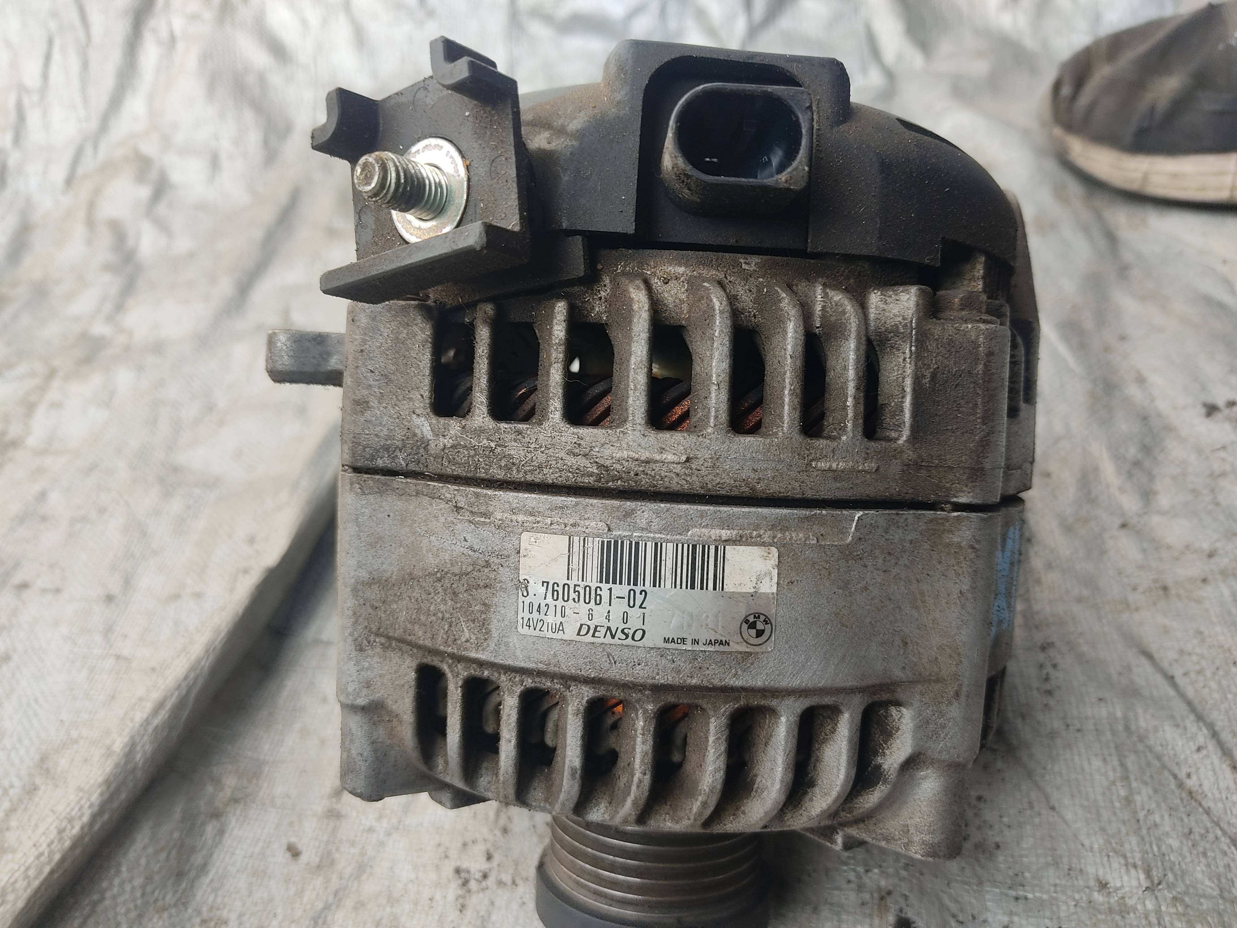 Bmw X1 2010 - 2015 Alternador Usado Original